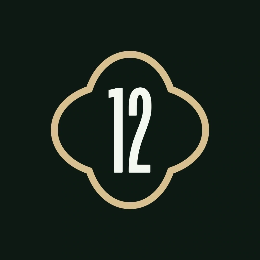 Restaurant 12 restaurant image